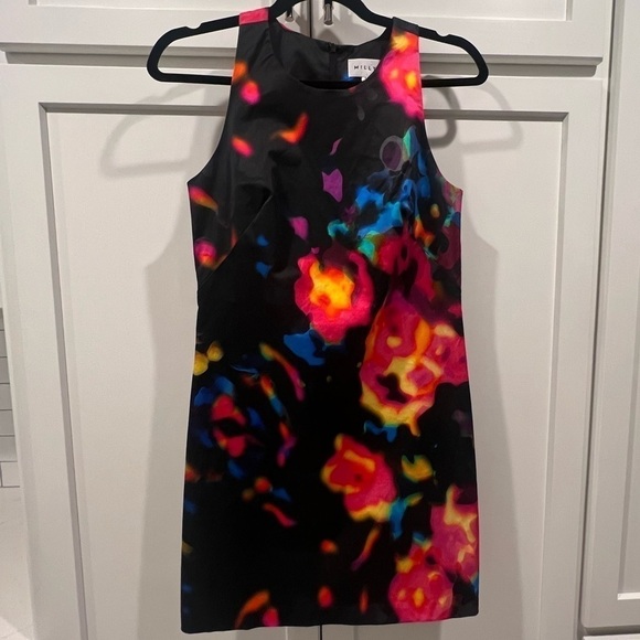 NWT!! Milly New York Rosette A-line Mini Dress. Size 4. Beautiful vibrant print. - Picture 1 of 11